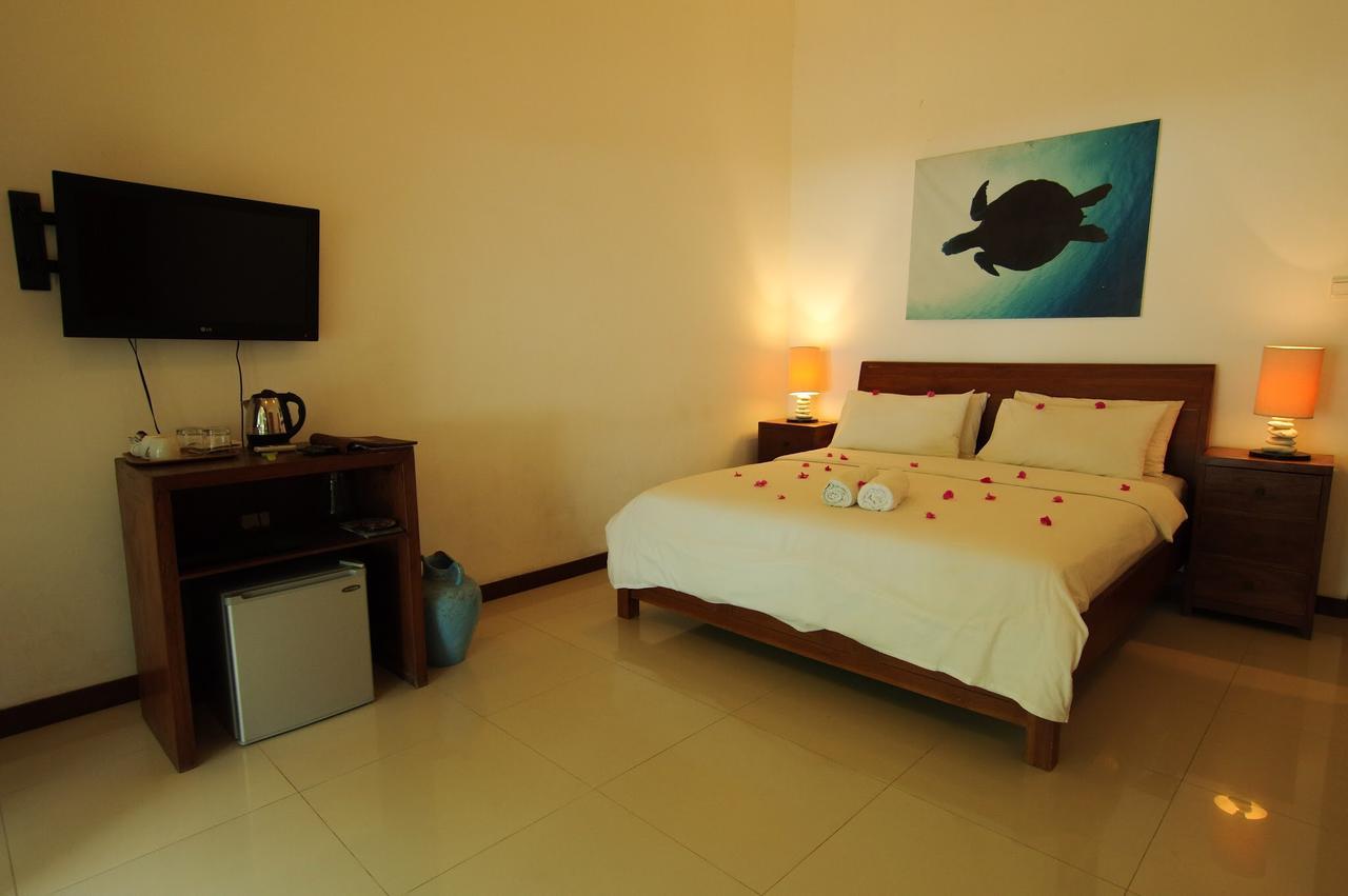 Kelapa Kecil Hotel กีลีตราวางัน ภายนอก รูปภาพ