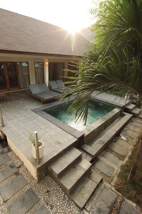 Kelapa Kecil Hotel กีลีตราวางัน ภายนอก รูปภาพ