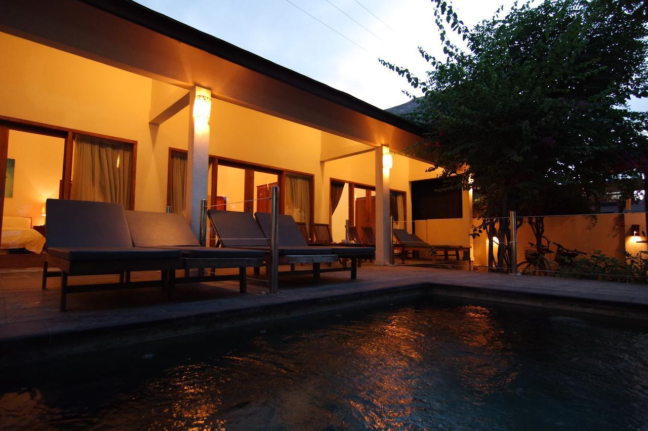 Kelapa Kecil Hotel กีลีตราวางัน ภายนอก รูปภาพ
